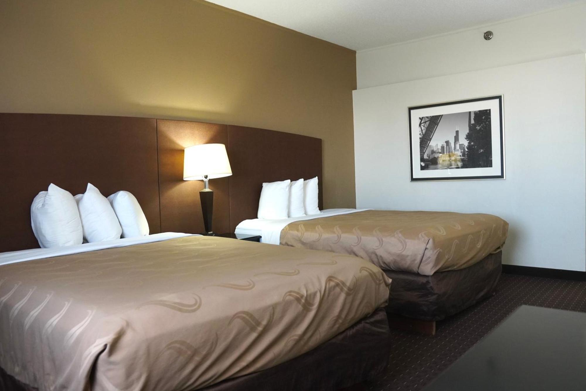 American Inn & Suites ウォーターフォード エクステリア 写真