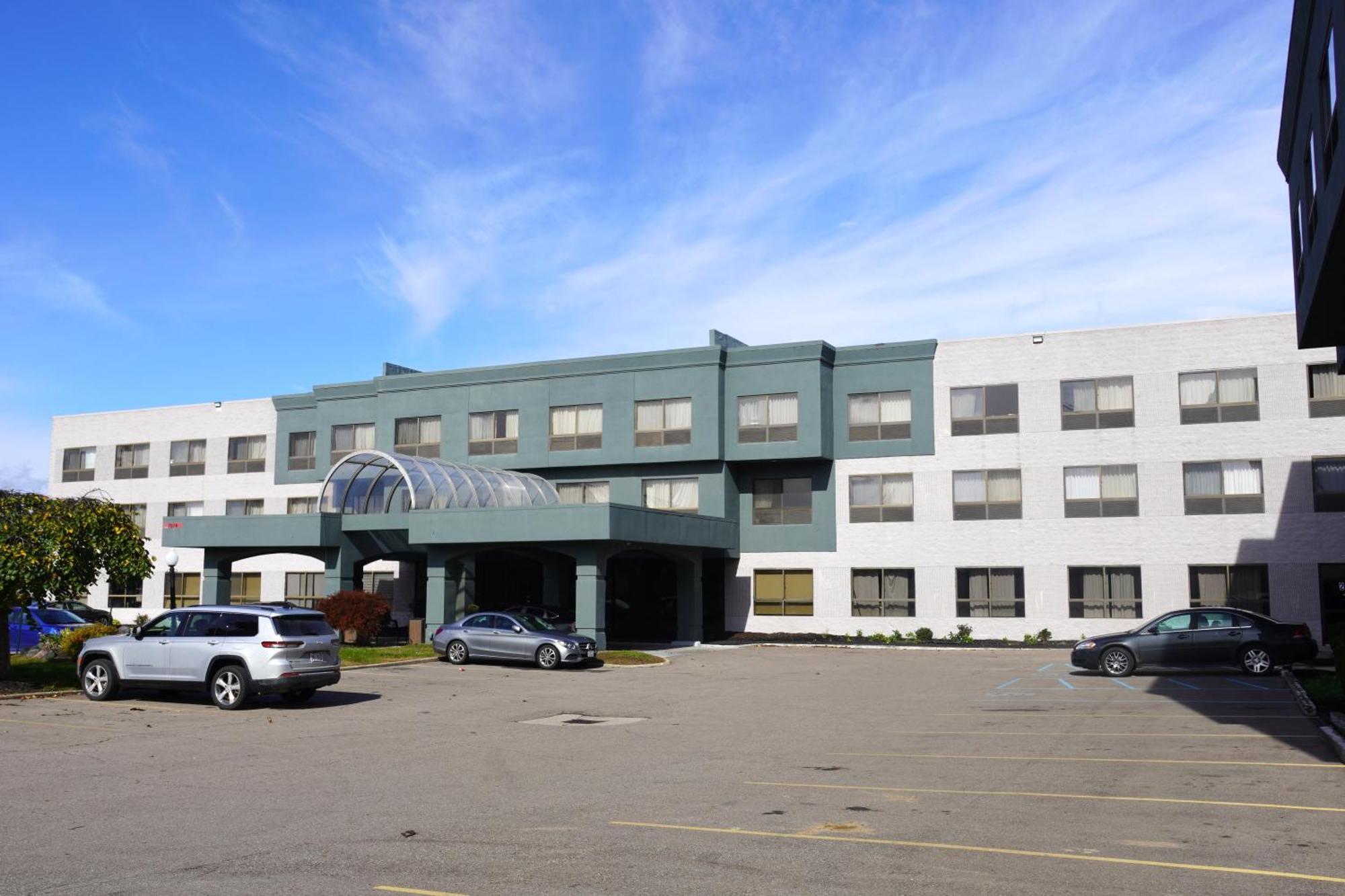 American Inn & Suites ウォーターフォード エクステリア 写真