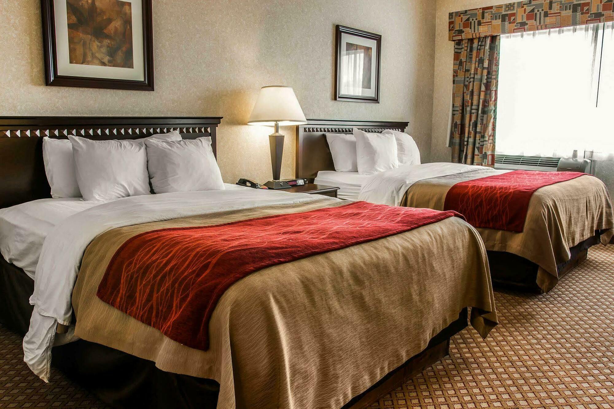 American Inn & Suites ウォーターフォード エクステリア 写真